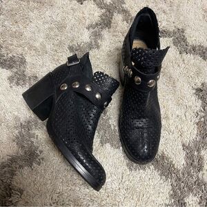 George J love western perforated studded italian boots